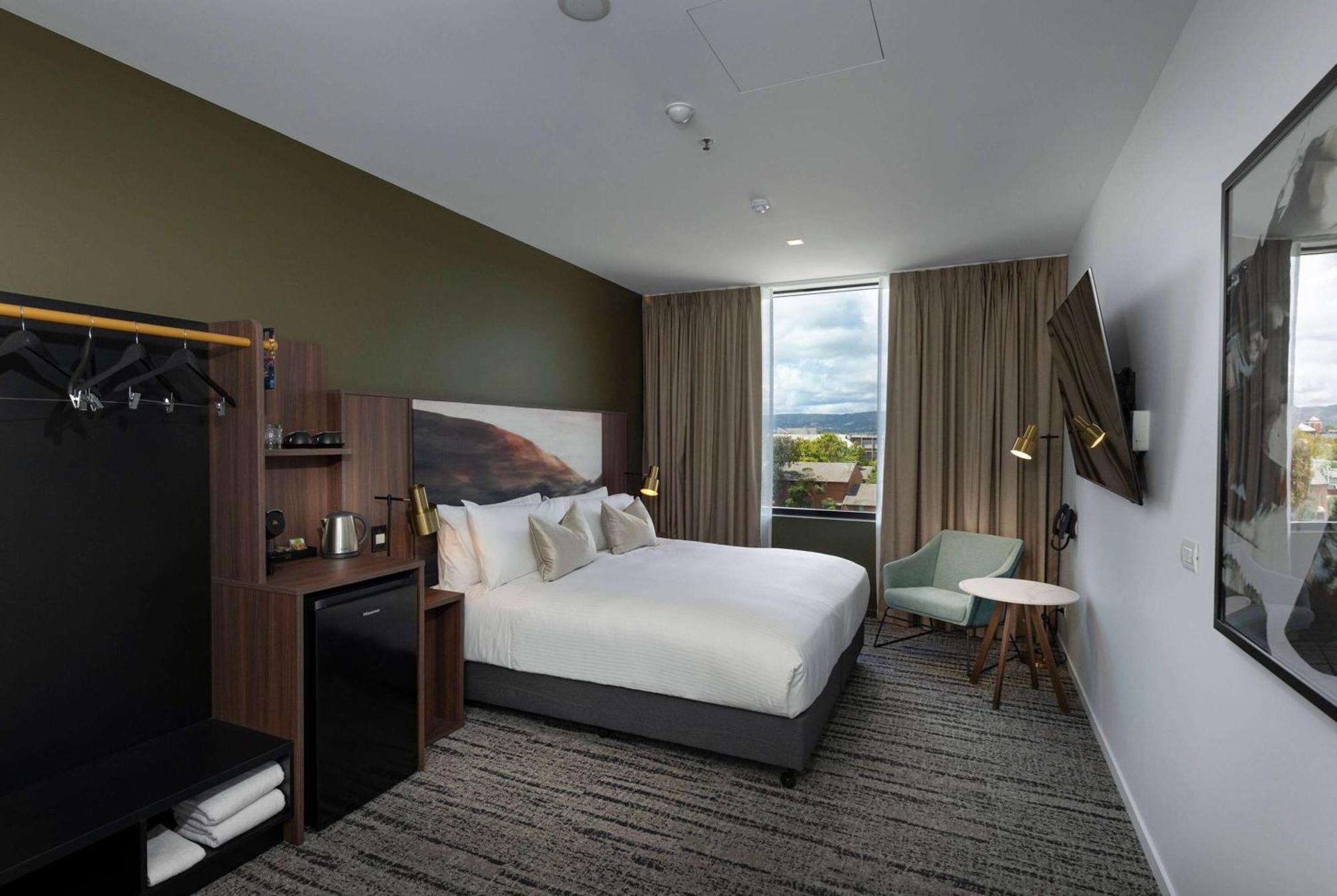 Hotel Tryp Adelaide By Wyndham Esterno foto